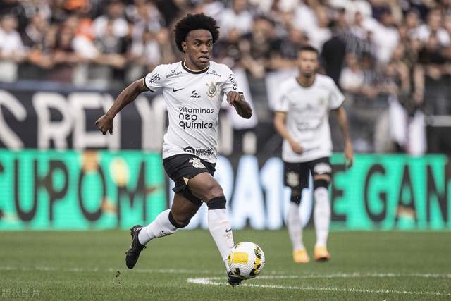 利拉德41分雄鹿逆转胜快船 森林里险胜开拓者