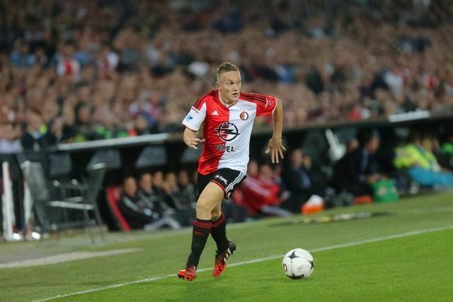 德比战广厦逆转浙江 孙铭徽37分胡金秋15+9